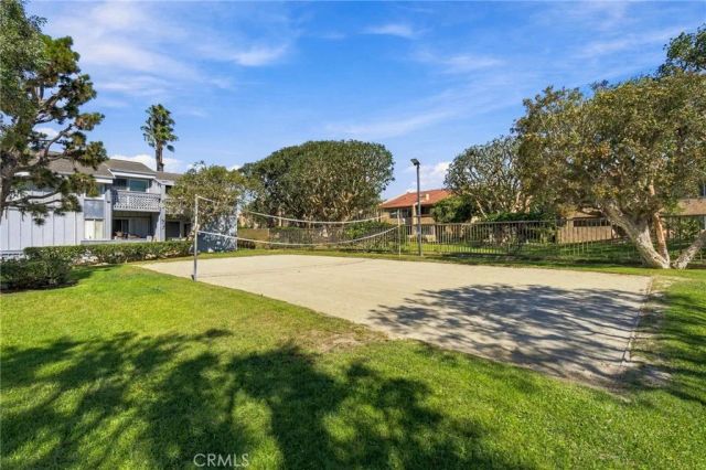 17042 Pacific Coast Highway 201, Huntington Beach, CA 92649