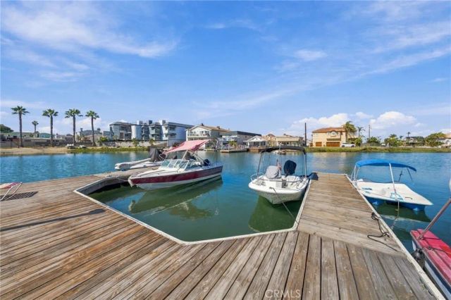 17042 Pacific Coast Highway 201, Huntington Beach, CA 92649