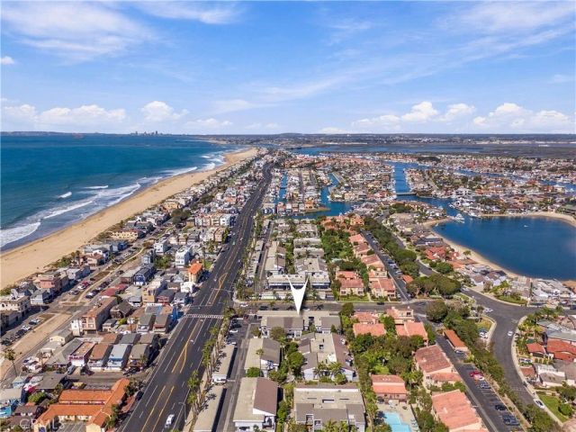 17042 Pacific Coast Highway 201, Huntington Beach, CA 92649