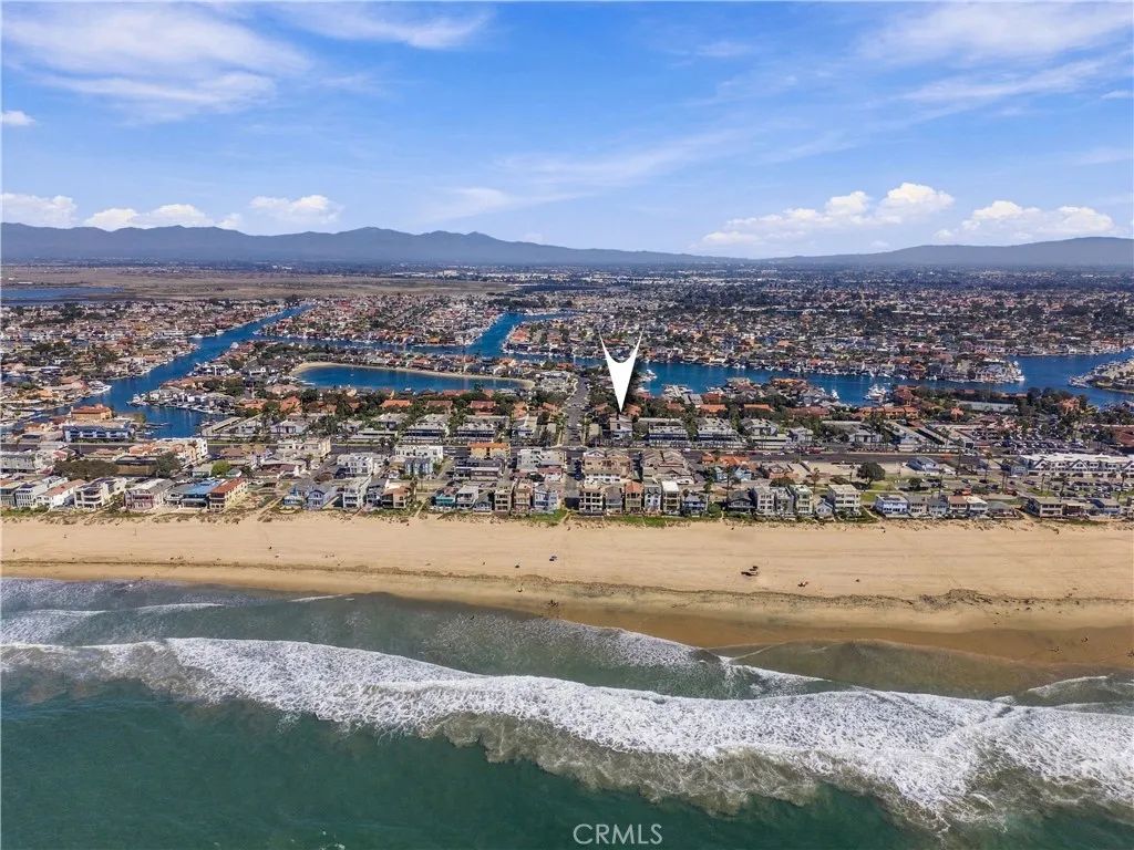 17042 Pacific Coast Highway 201, Huntington Beach, CA 92649