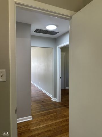 2107 W Coil Street, Indianapolis, IN 46260