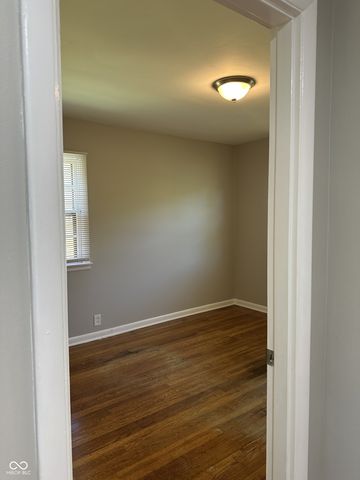 2107 W Coil Street, Indianapolis, IN 46260