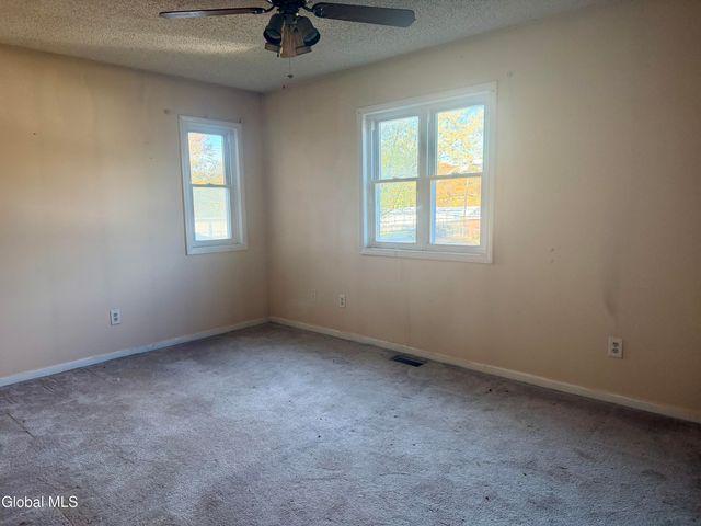 42 Hackett Street, Bethlehem, NY 12158