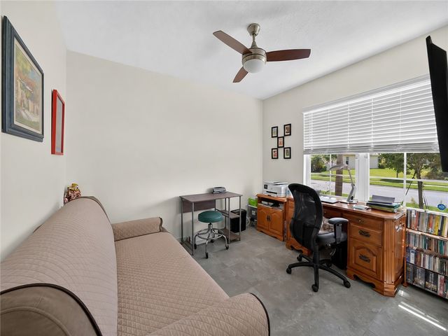 2233 Stratton Terrace SW, Vero Beach, FL 32968