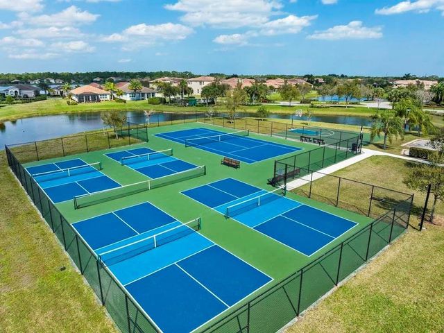 2233 Stratton Terrace SW, Vero Beach, FL 32968