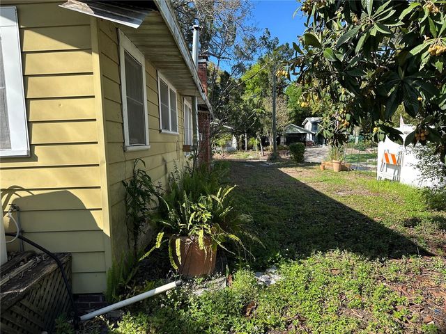 212 W LAMBRIGHT STREET, Tampa, FL 33604