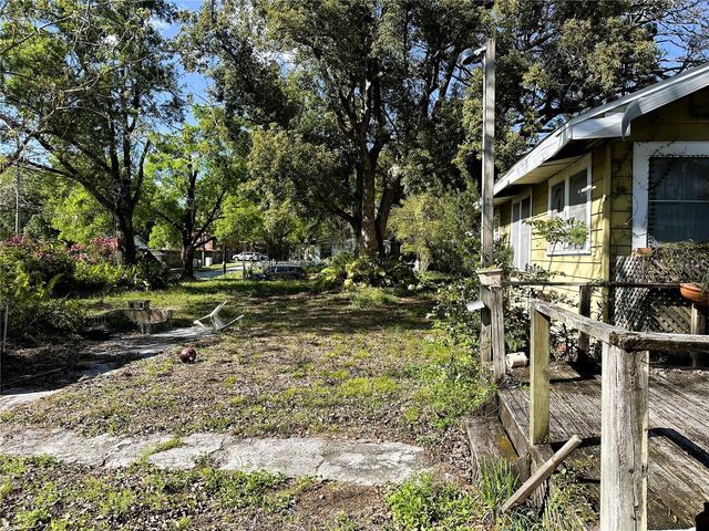 212 W LAMBRIGHT STREET, Tampa, FL 33604