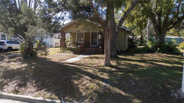 212 W LAMBRIGHT STREET, Tampa, FL 33604