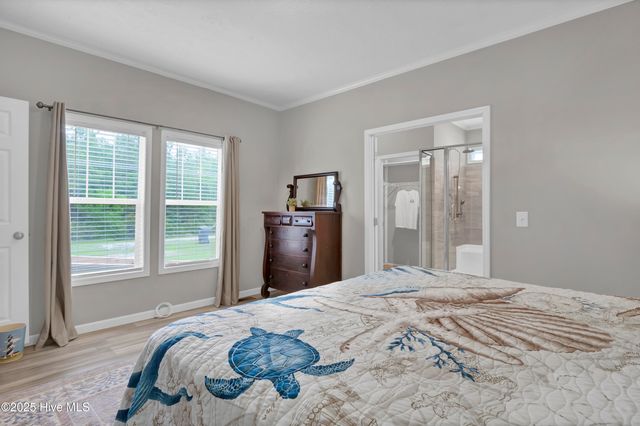 5459 Cardinal Road SW, Ocean Isle Beach, NC 28469