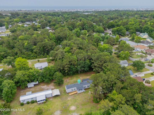 5459 Cardinal Road SW, Ocean Isle Beach, NC 28469