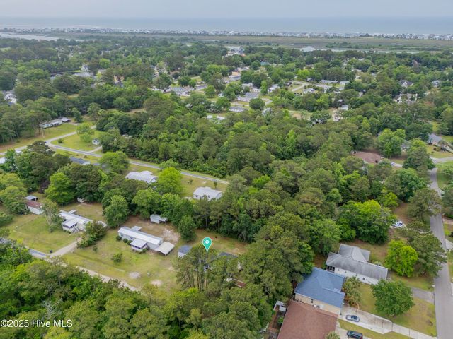 5459 Cardinal Road SW, Ocean Isle Beach, NC 28469
