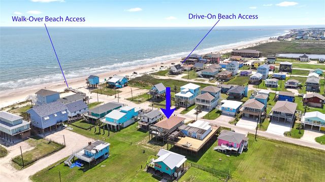 214 Sand Dune Court, Surfside Beach, TX 77541