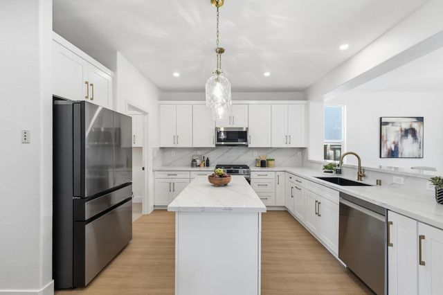 162 Calistoga, Lincoln, CA 95648