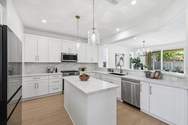 162 Calistoga, Lincoln, CA 95648