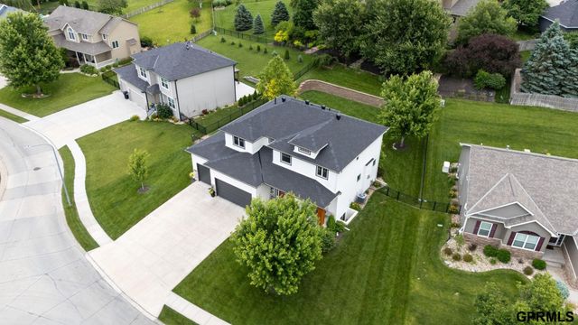 8121 N 163rd Avenue, Bennington, NE 68007