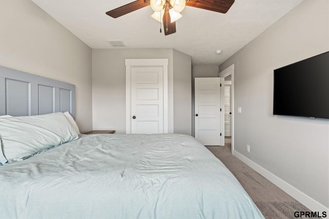 8121 N 163rd Avenue, Bennington, NE 68007