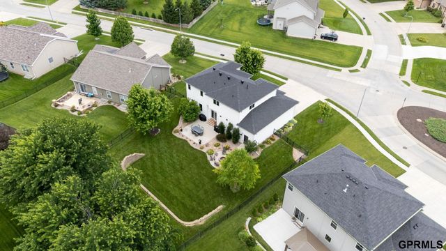 8121 N 163rd Avenue, Bennington, NE 68007