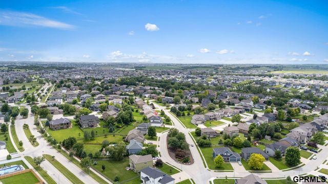 8121 N 163rd Avenue, Bennington, NE 68007
