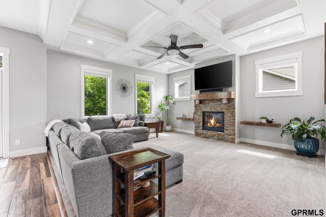 8121 N 163rd Avenue, Bennington, NE 68007