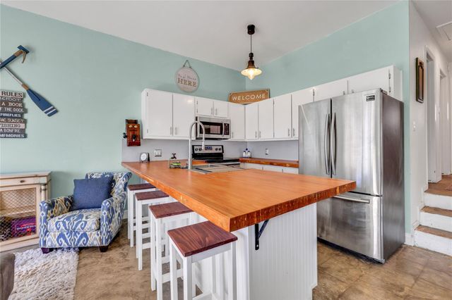 101 Harbour Row Drive, Coldspring, TX 77331