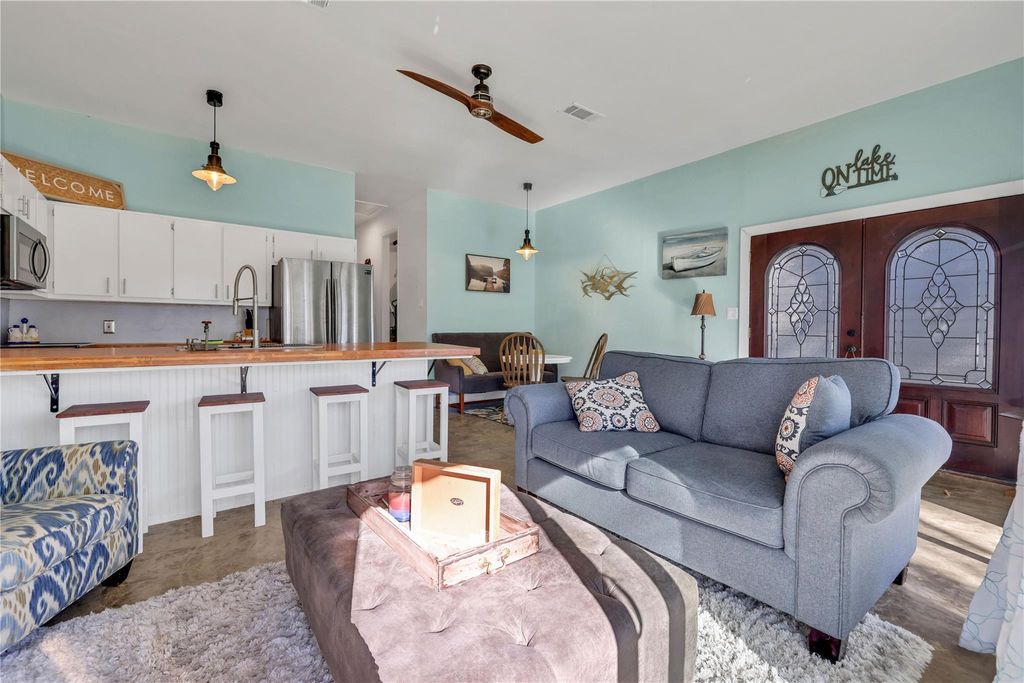 101 Harbour Row Drive, Coldspring, TX 77331