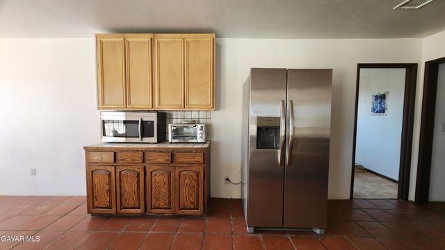 18597 Saint Basil Avenue, Adelanto, CA 92301