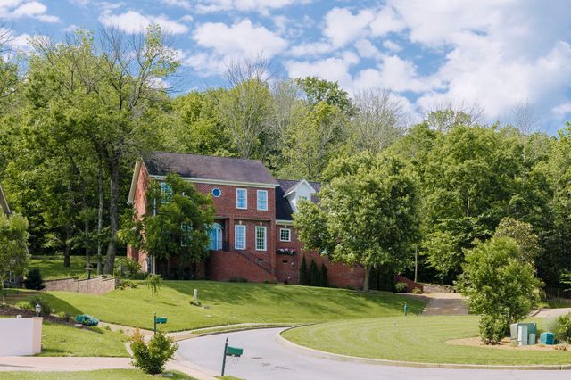 1008 Noble Cir, Franklin, TN 37069