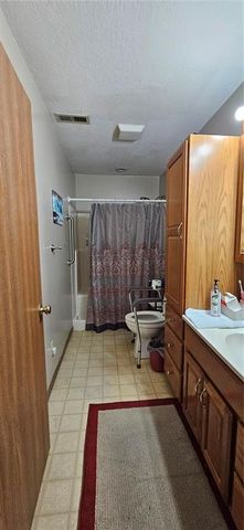 304 E 16th Street, Holden, MO 64040