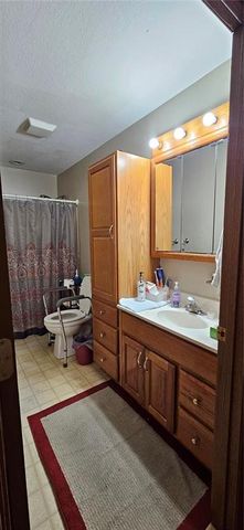 304 E 16th Street, Holden, MO 64040