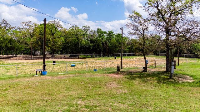 10084 Fm 831, Buffalo, TX 75831