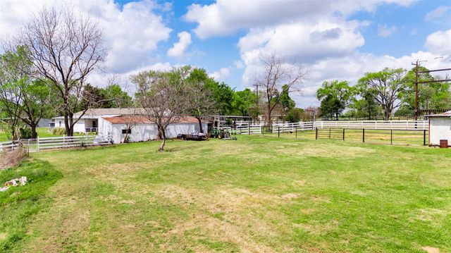 10084 Fm 831, Buffalo, TX 75831