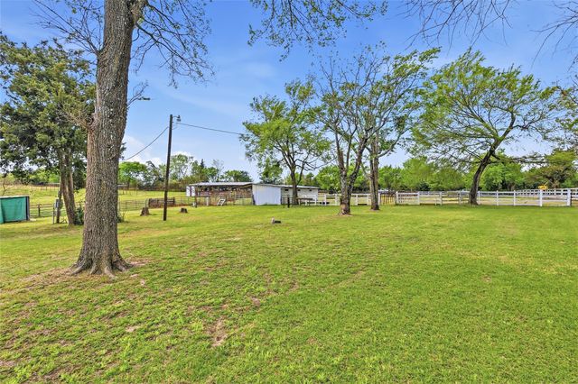 10084 Fm 831, Buffalo, TX 75831