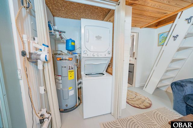 30 Poker Players Lot 3, Ocracoke, NC 27960