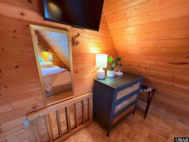 30 Poker Players Lot 3, Ocracoke, NC 27960