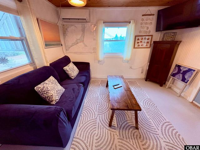 30 Poker Players Lot 3, Ocracoke, NC 27960