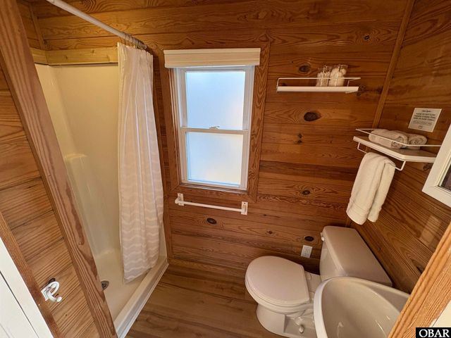 30 Poker Players Lot 3, Ocracoke, NC 27960