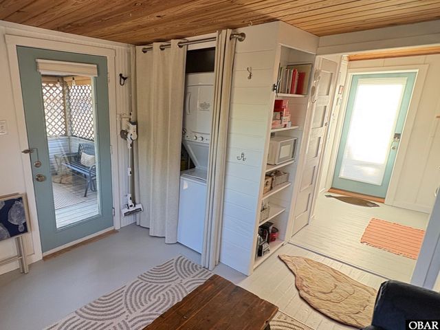 30 Poker Players Lot 3, Ocracoke, NC 27960