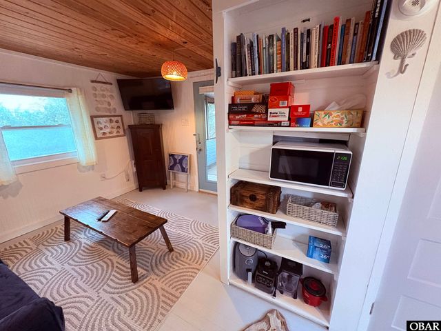 30 Poker Players Lot 3, Ocracoke, NC 27960