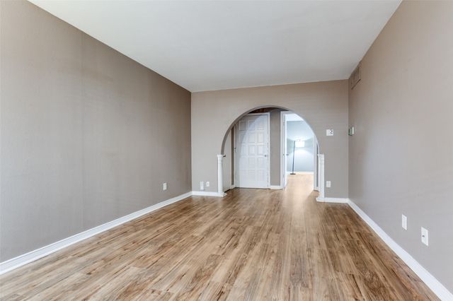 15926 Stillwood Street 1071, Dallas, TX 75248