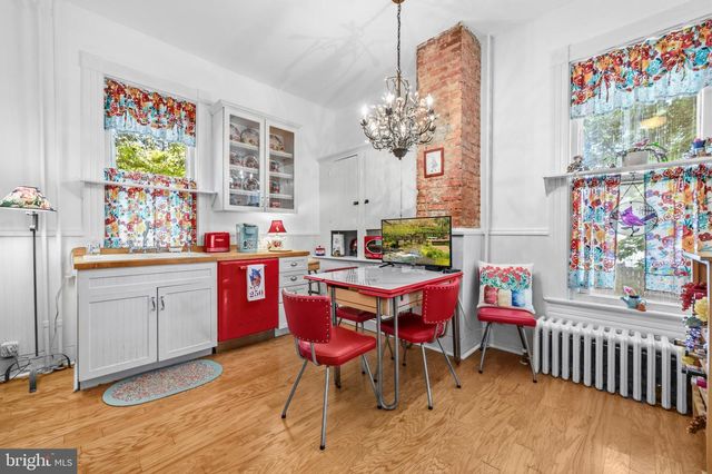 9309 WEST ST, Manassas, VA 20110