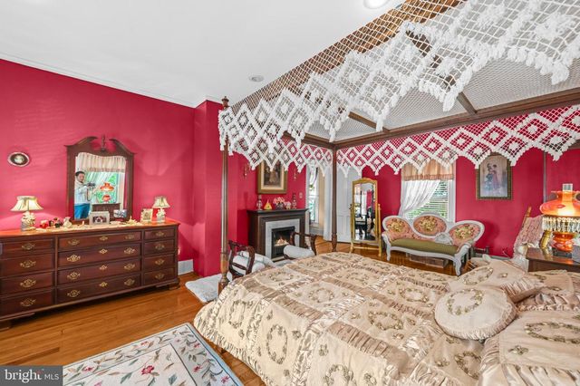 9309 WEST ST, Manassas, VA 20110