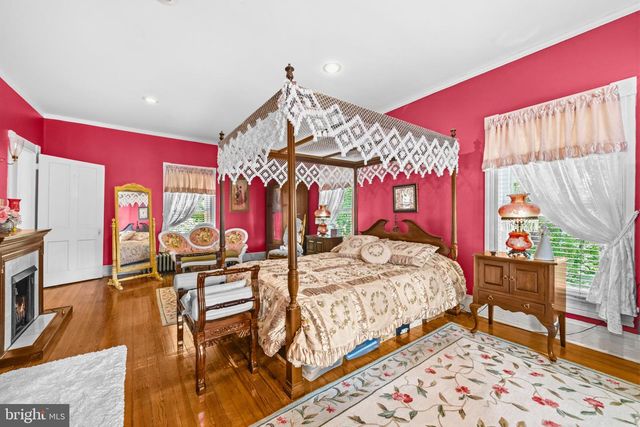 9309 WEST ST, Manassas, VA 20110