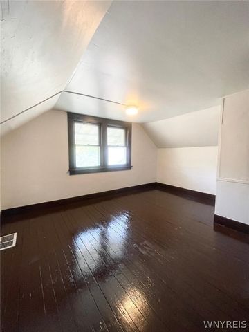 54 Blake Street, Buffalo, NY 14211