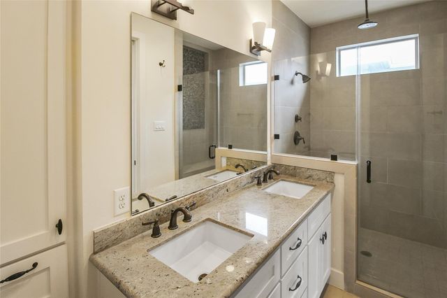 2431 Charleston Street C, Houston, TX 77021