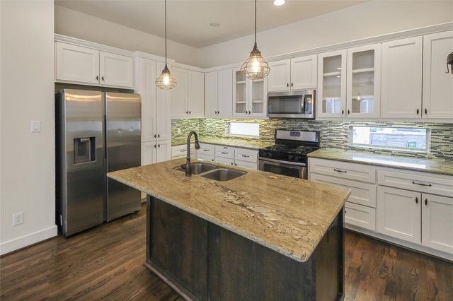 2431 Charleston Street C, Houston, TX 77021