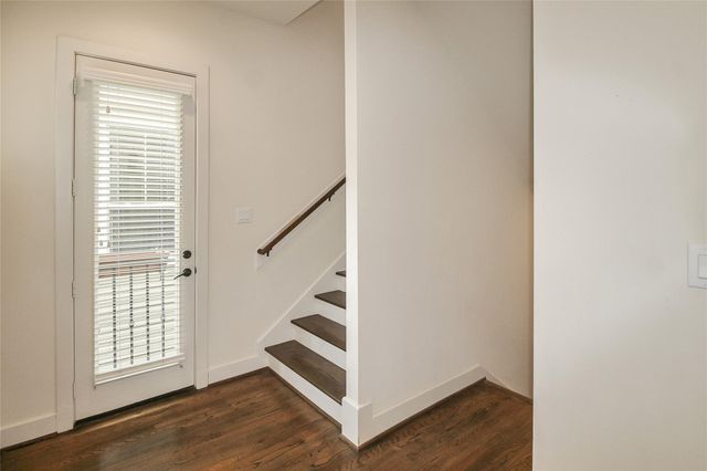 2431 Charleston Street C, Houston, TX 77021
