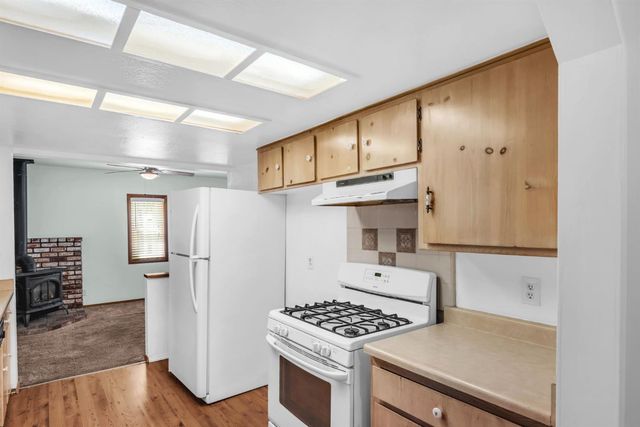 3005 School St, Pollock Pines, CA 95726