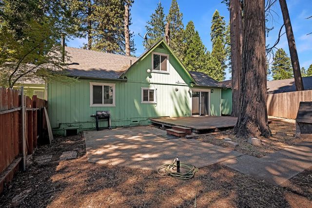 3005 School St, Pollock Pines, CA 95726