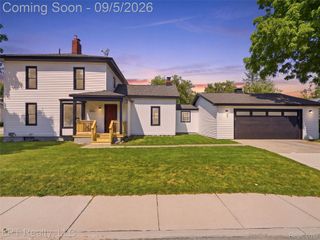 302 N 2nd Street, Brighton, MI 48116