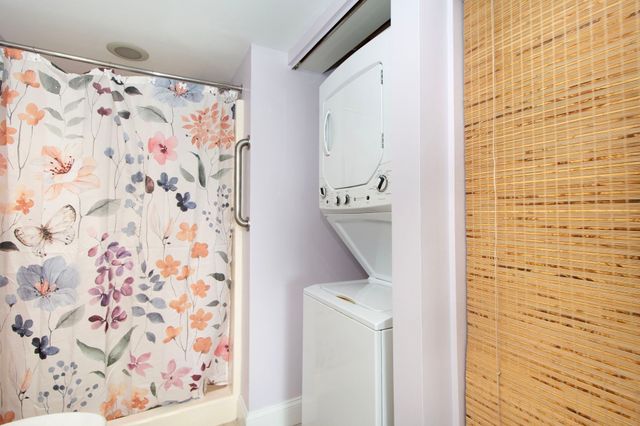 121 Nantasket Ave 309, Hull, MA 02045